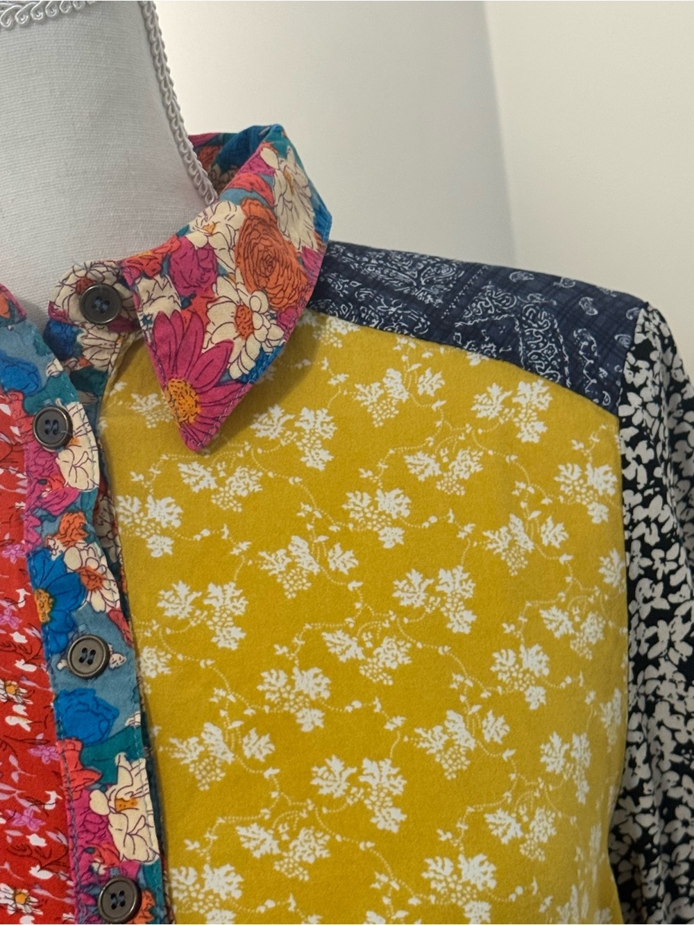 Natural Life Patchwork Floral Button Down Shirt Size Small - Picture 3 of 12